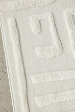 Load image into Gallery viewer, Serenade Arlo White